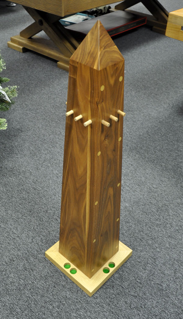 Spartan Obelisk Cue Rack