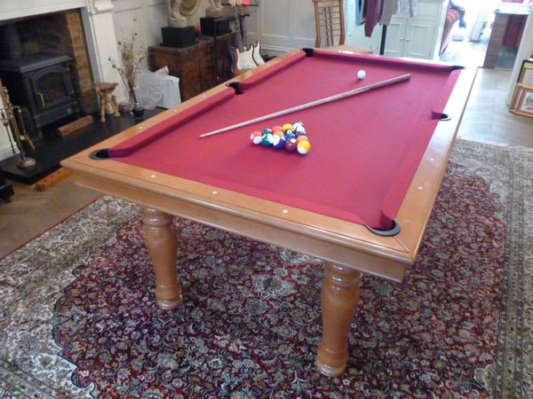 billiards-montfort-val-de-loire-pool-table-cherry-red.jpg