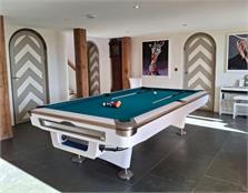 Signature Lincoln American Pool Table: White - 7ft, 8ft, 9ft