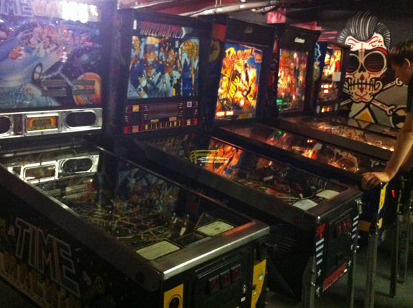 London Pinball Championships 2015 - Practice Machines in the Pipeline Basement