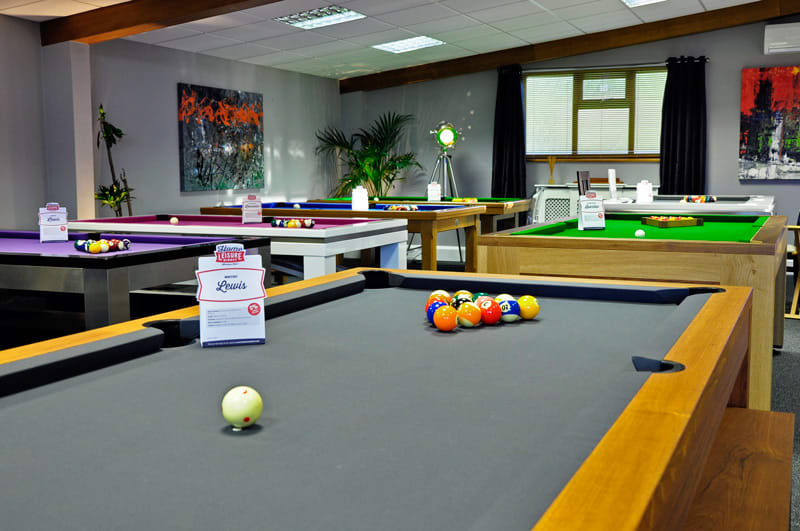 Showroom-with-luxury-pool-tables.jpg