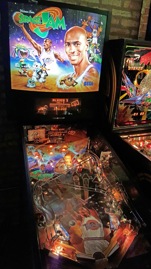 emporium-2-barcade-space-jam-pinball-machine.jpg