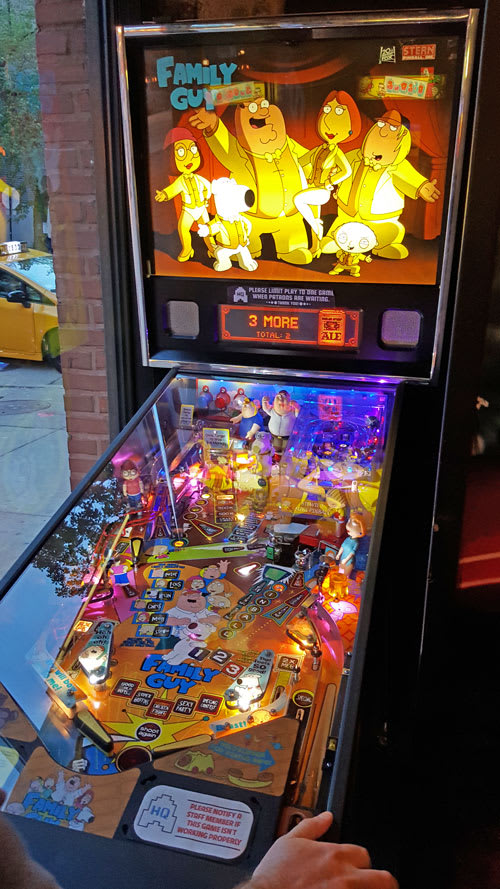 headquarters-1-beercade-family-guy-pinball-machine.jpg