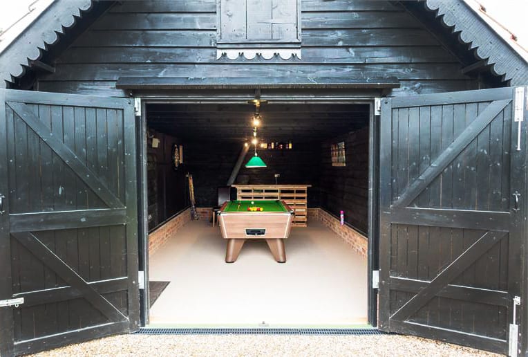 ben-games-room-of-the-year-barn.jpg