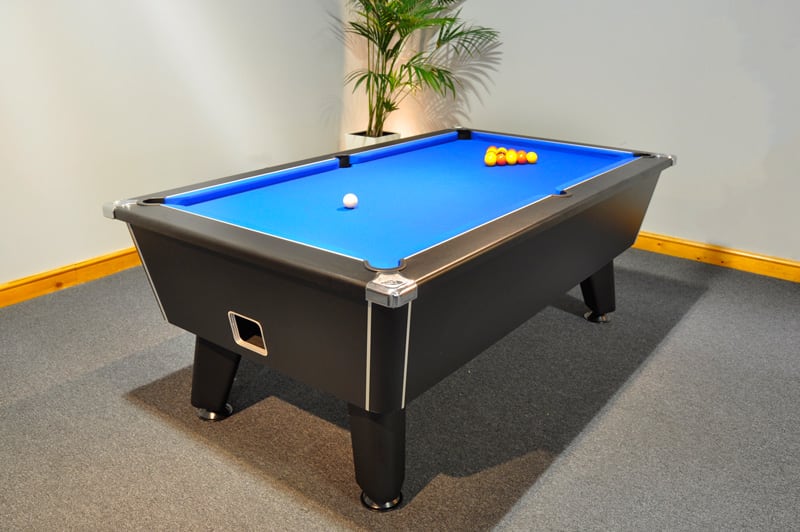 Signature Tournament Pool Table