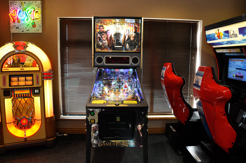 Game of Thrones Pinball Machine - in Showroom