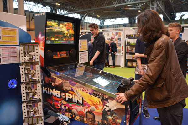 jonno-playing-king-pin-at-gadget-show-2016.jpg