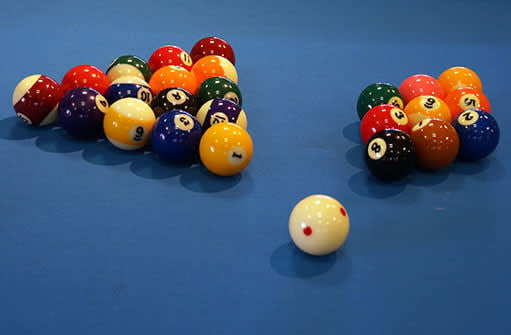 american-pool-balls-8-9-ball.jpg