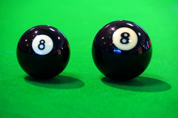 Eight-Ball Rack Billiard Balls 8-Ball Pool Game Classic Round