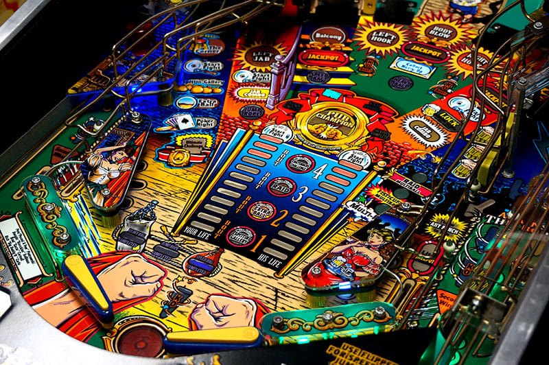 The Champion Pub Pinball Machine - Flippers