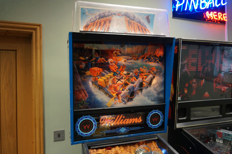 water pinball toy
