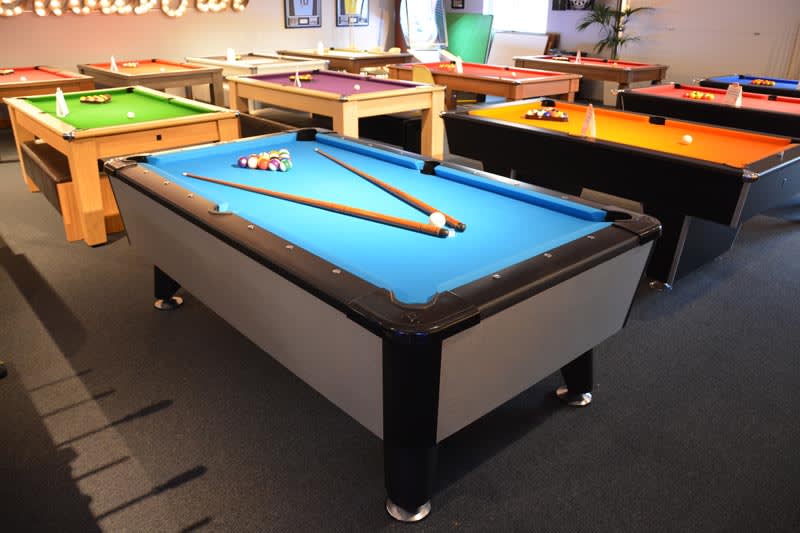 Signature Lincoln Pool Table