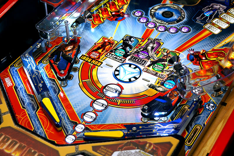 Iron Man: Vault Edition Pinball Machine - Flippers