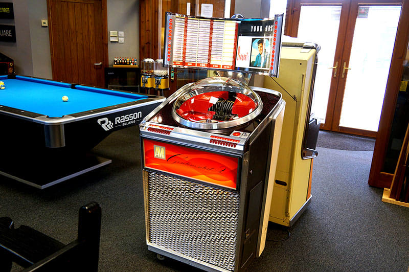 AMI Continental 2 Vinyl Stereo Jukebox