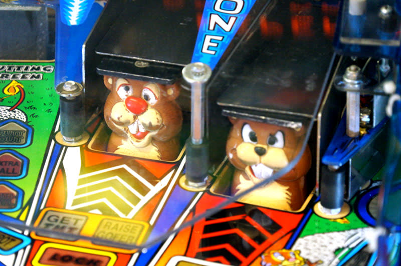 No Good Gofers Pinball Machine - Gophers