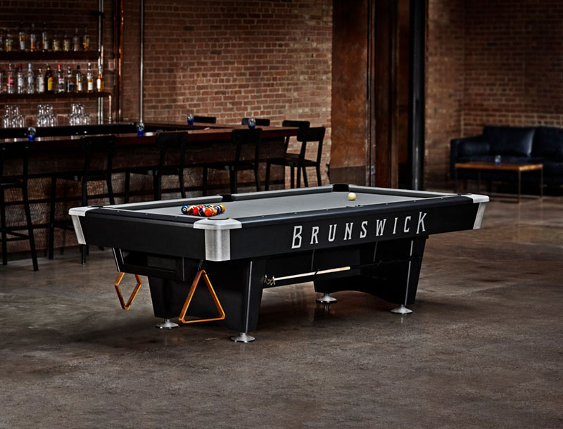 Brunswick Black Wolf Pro American Pool Table