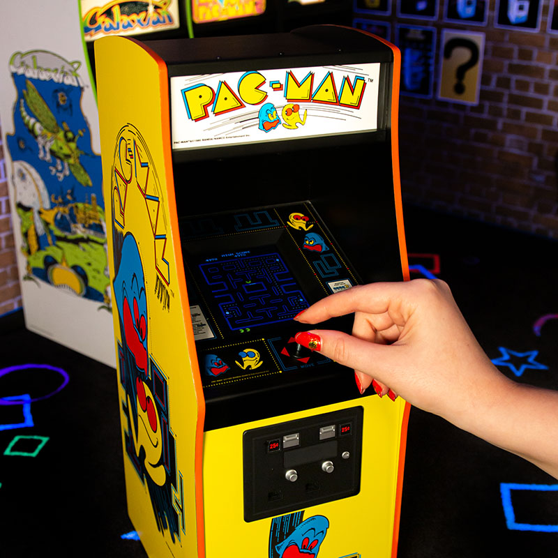 Pac-Man Quarter Arcade Machine - Gameplay