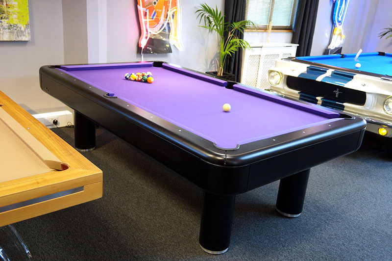 Longoni Elite American Pool Table in Black: Clearance