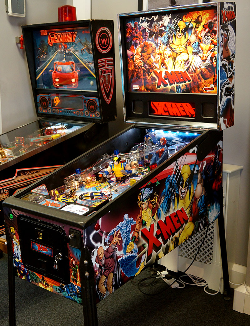 X-Men Pro Pinball Machine