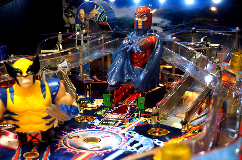 X-Men Pro Pinball Machine - Magneto Lock