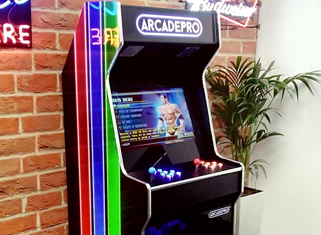 Arcade Machine & Retro Game Arcade