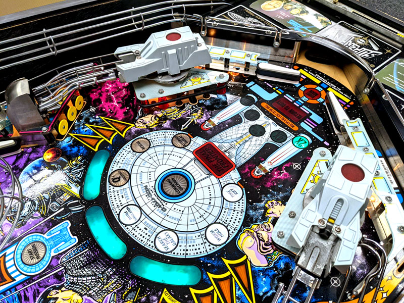 Star Trek: The Next Generation Pinball Machine - Flippers