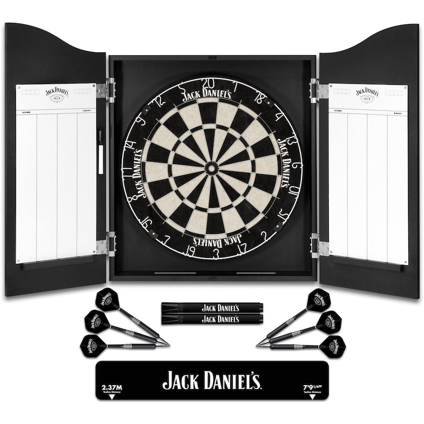 dart board and case
