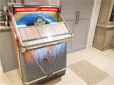 Wurlitzer 2410S Jukebox