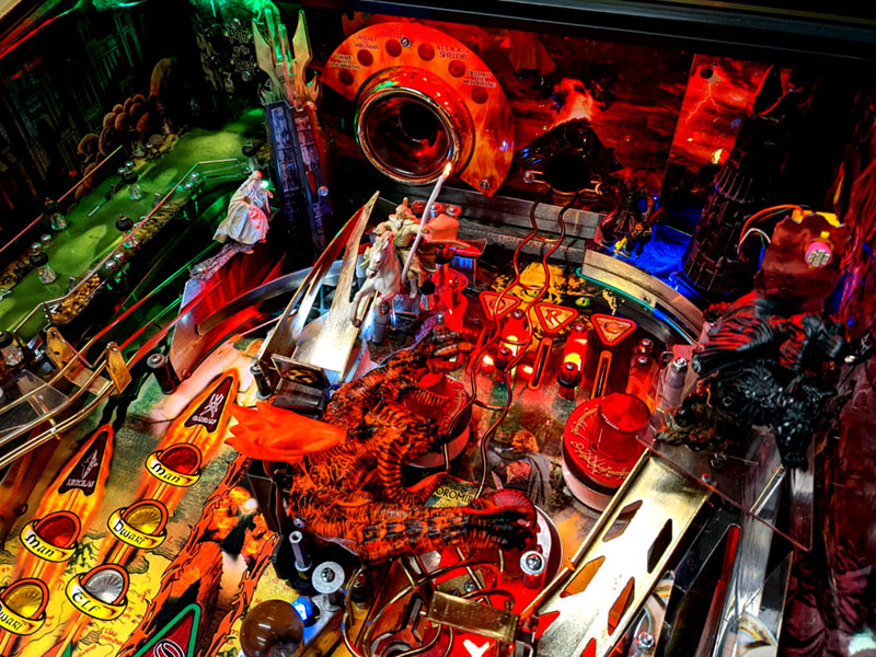 https://premiumpinballs.com/product/buy-lord-of-the-rings-pinball-machine-online/ Lord Of The Rings Pinball Machine - Bumpers