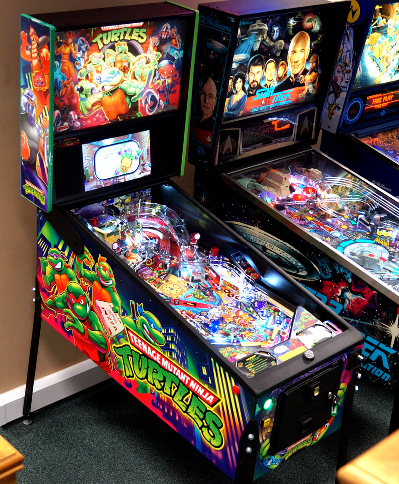 Teenage Mutant Ninja Turtles Pro Pinball Machine - In Showroom
