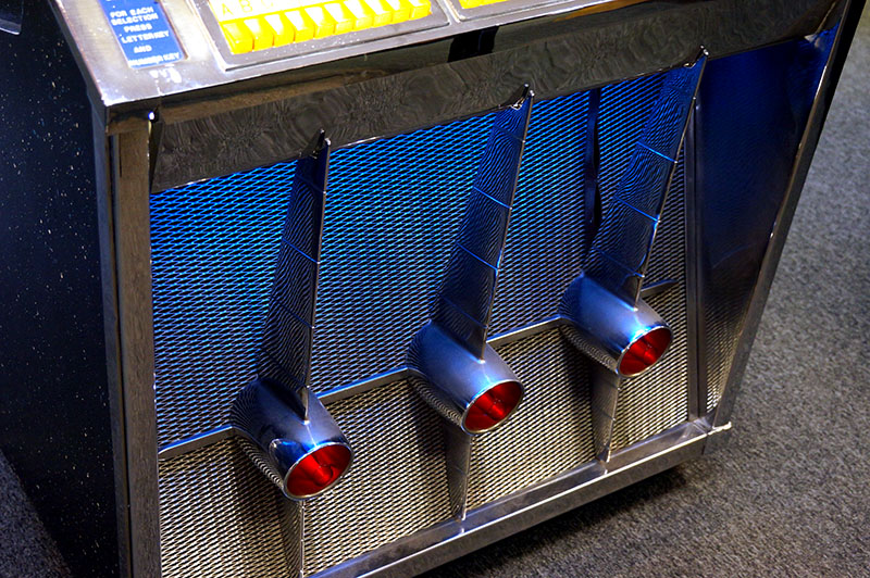Seeburg KD200 Vintage Vinyl Jukebox - Grille