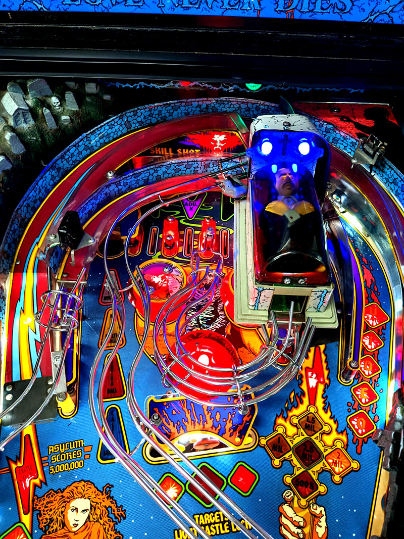 Bram Stoker's Dracula Pinball Machine - Upper Playfield