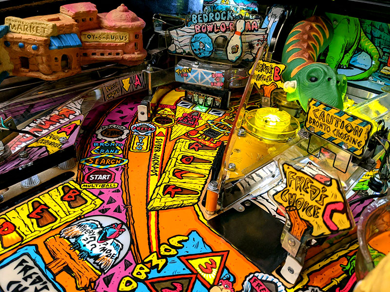 The Flintstones Pinball Machine - Bedrock Bowl