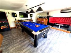 Signature Select Pool Table: All Finishes - 7ft