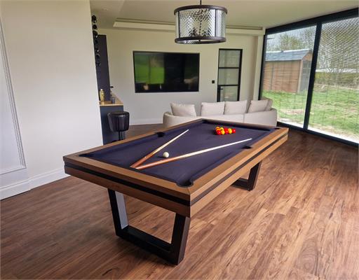 Billards Montfort Belval Pool Table