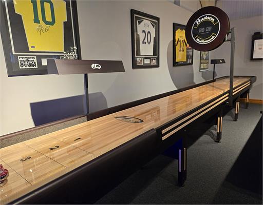 Hudson Grand Hudson Deluxe Shuffleboard - 20ft: Showroom Clearance