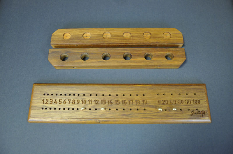 Montfort Lewis Teak - scoreboard and cue rack